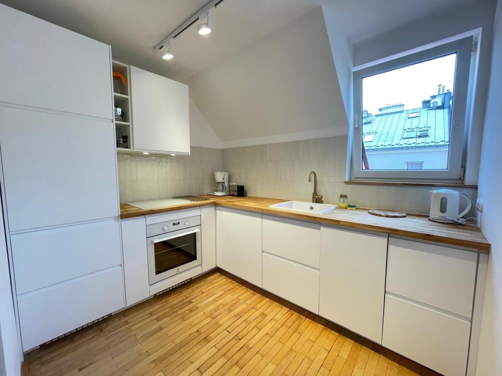 Kazimierz Apartment คราคูฟ ภายนอก รูปภาพ