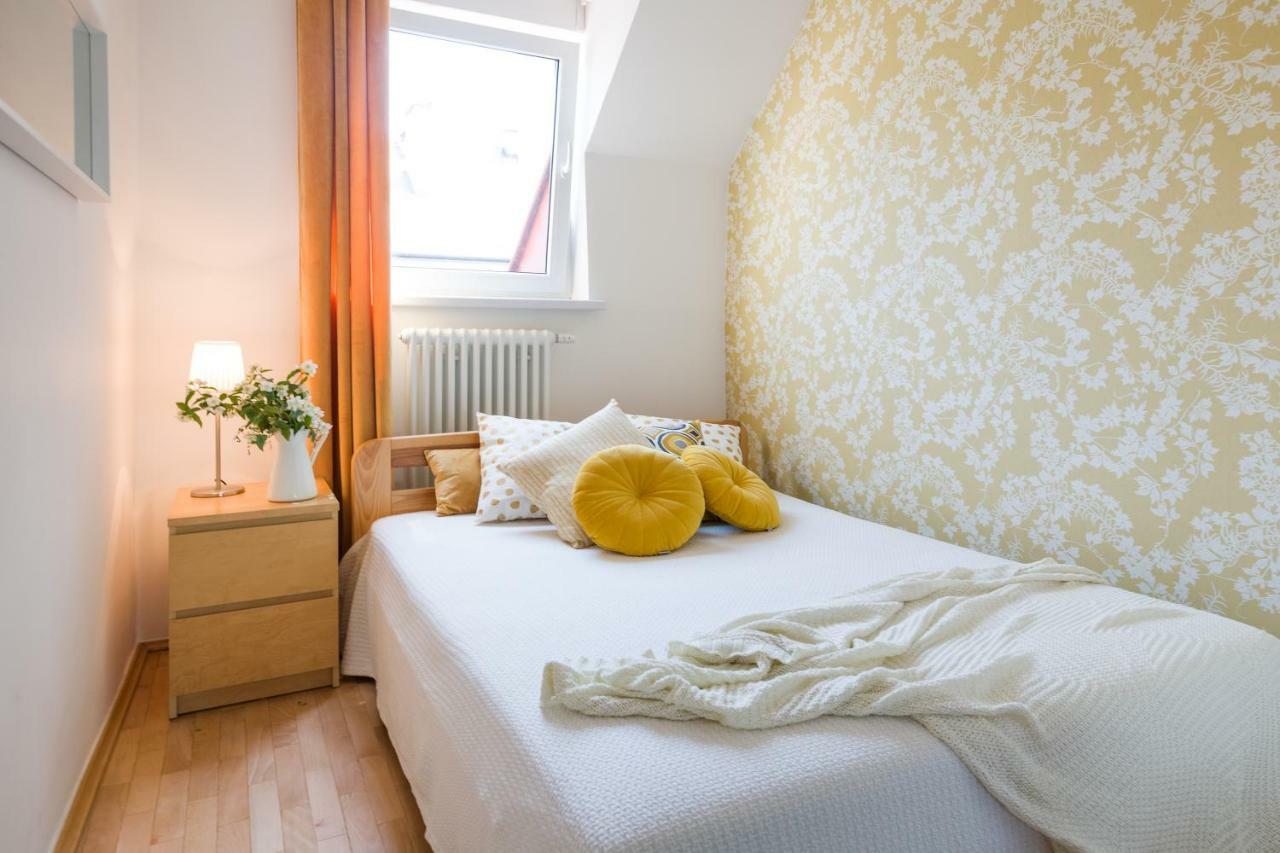 Kazimierz Apartment คราคูฟ ภายนอก รูปภาพ